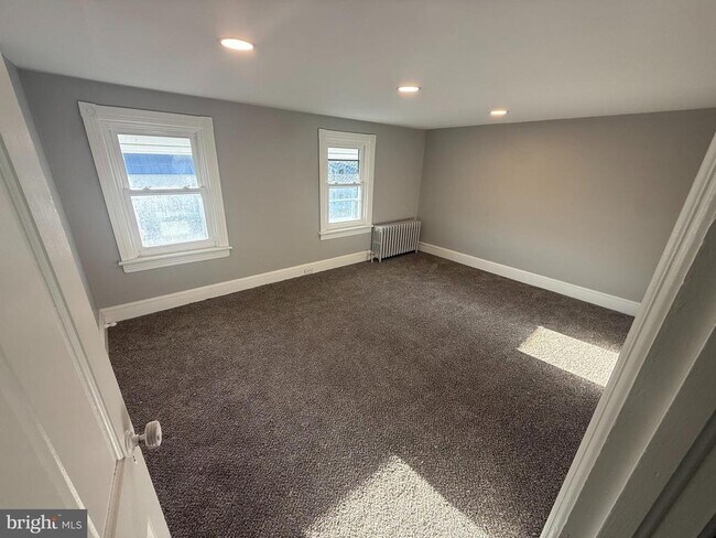 Building Photo - 234 N Coal St