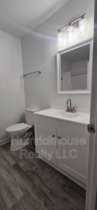 Building Photo - 438 Blue Rock Dr