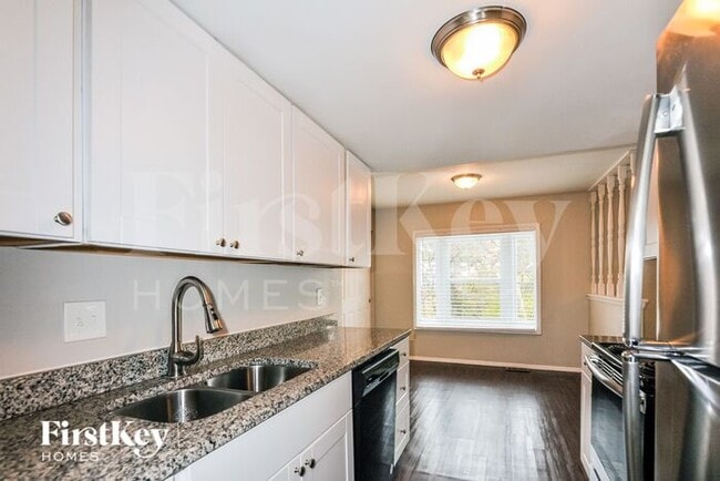 Building Photo - 12073 Craig View Dr