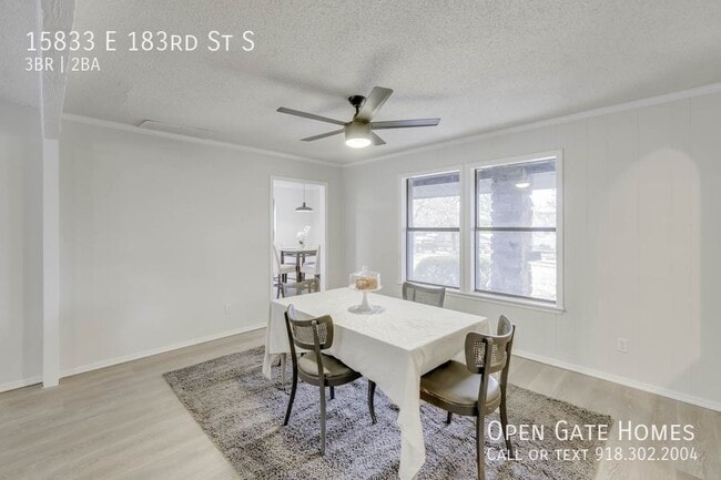 Building Photo - 15833 E 183rd St S