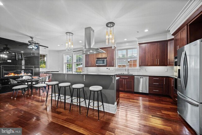 Building Photo - 9715 Singleton Dr