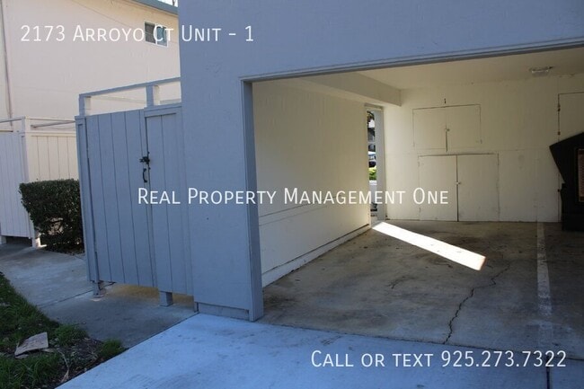 Building Photo - 2173 Arroyo Ct