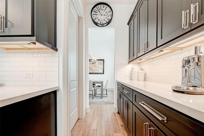 Building Photo - 24918 Flint Lake Dr