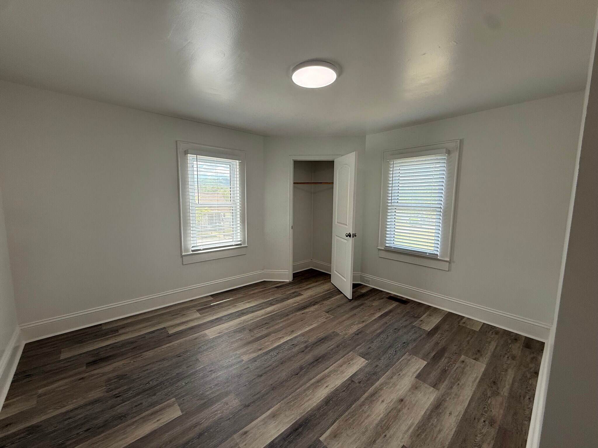 Building Photo - 712 Dixie Ave NW