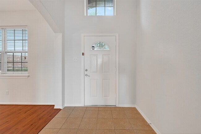 Building Photo - 11403 Ryan Manor Dr