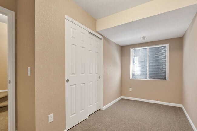 Building Photo - 18010 Becket Dr