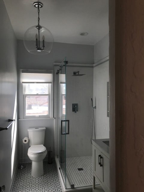 Bathroom - 918 1/2 S Orange Grove Ave