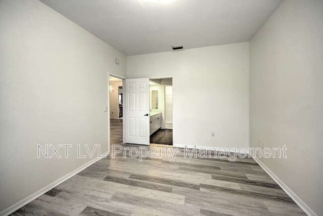 Building Photo - 8658 Patty Berg Ct