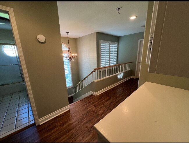 Building Photo - Beautiful 3-Bedroom Home with Solar and a Large Yard in Stevenson Ranch