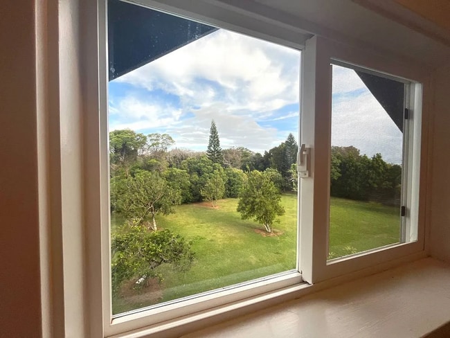 Building Photo - Haiku - on 2 acres upstairs mostly furnish...