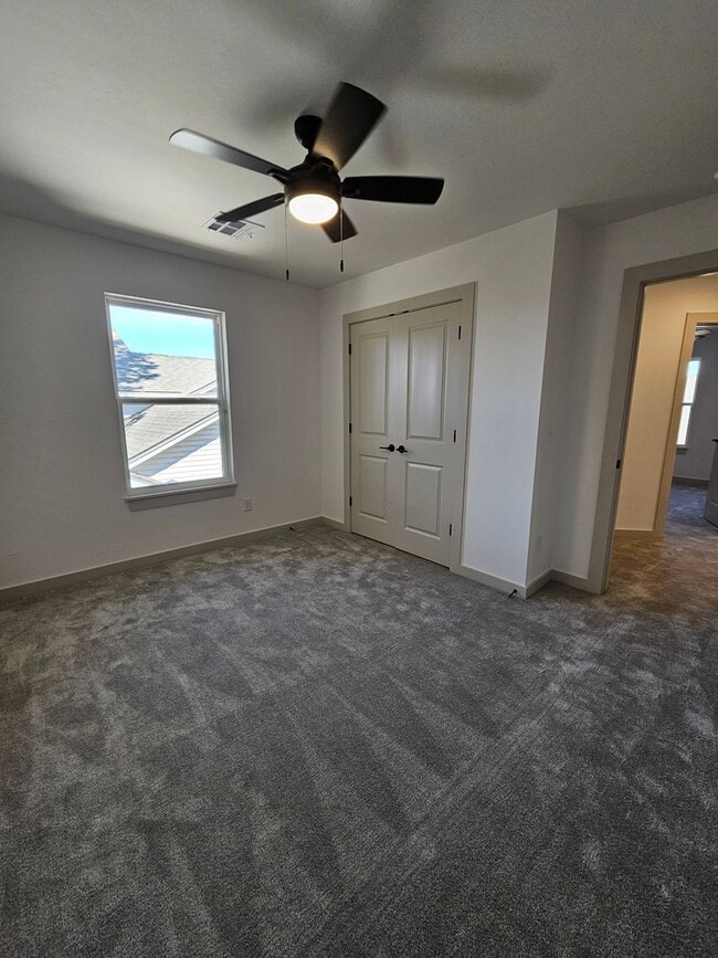 Building Photo - (3) Bed/(2.5) Bath Townhome Avail NOW! New Construction!