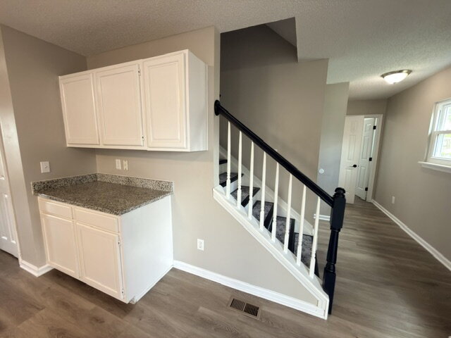 Building Photo - Spacious 4BR Home with Fenced Yard, Community Pool & 2-Car Garage