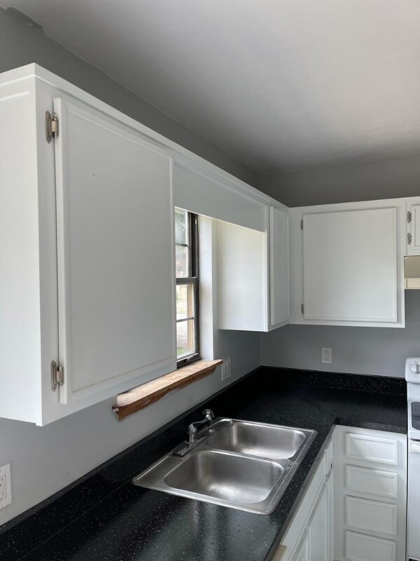Building Photo - 422 Indian Village Trail