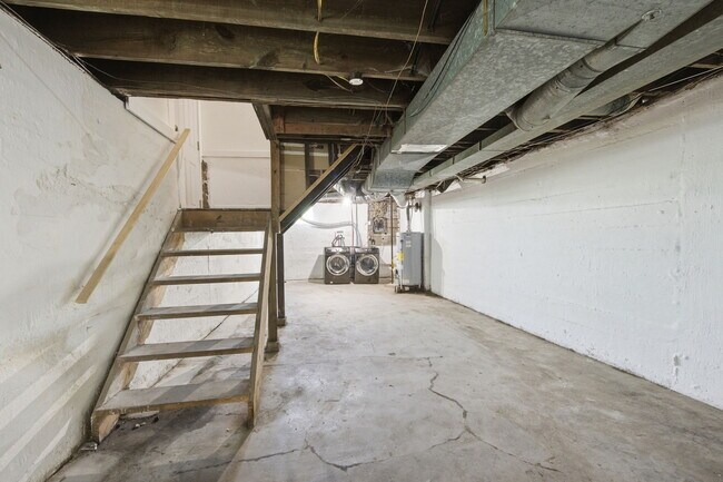 Building Photo - 1119 Superior Ave