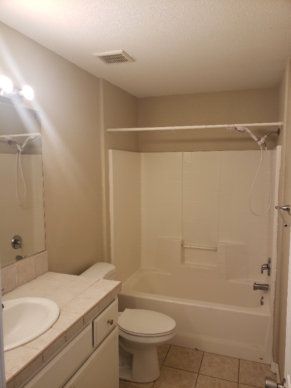 Building Photo - 911 Riverview Dr