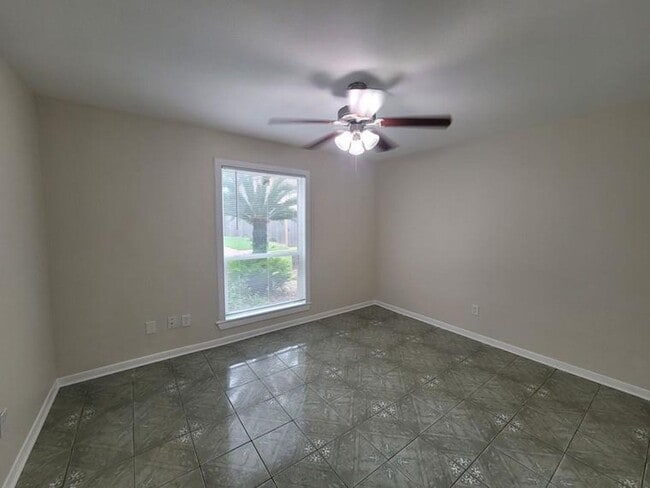 Building Photo - 215 Postoffice St