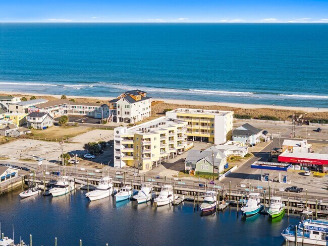 Building Photo - 302 Canal Dr