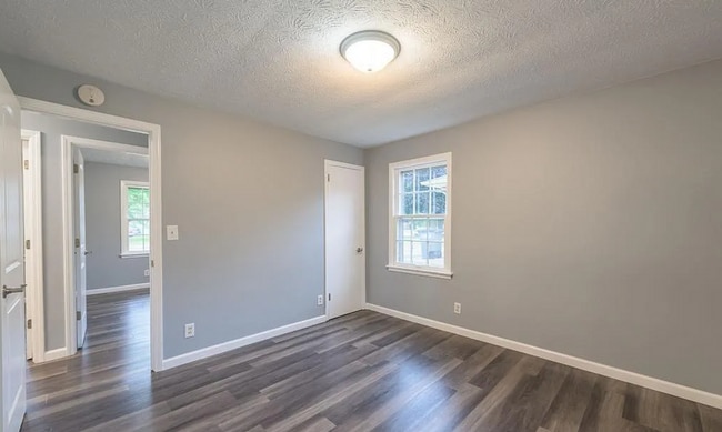 Building Photo - Fully Remodeled 3 Bedroom, 3 Bath Close To Purdue!