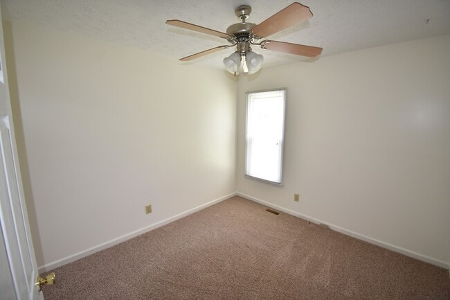 Building Photo - COMING SOON~3 Bedroom and 2 Bath Home (No Pets)
