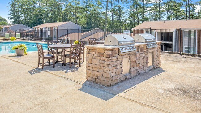 Building Photo - 1000 Beacon Pkwy E