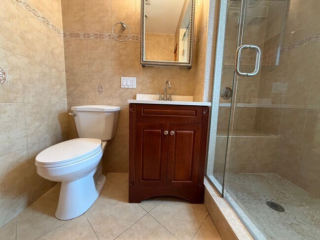 Building Photo - 35-37 John St-