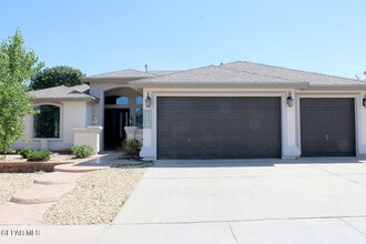 Building Photo - 12225 Rathmore Dr