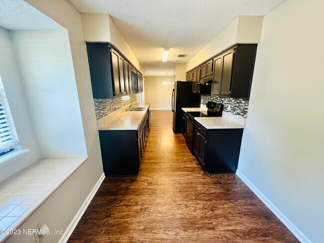 Building Photo - 4652 Antelope St