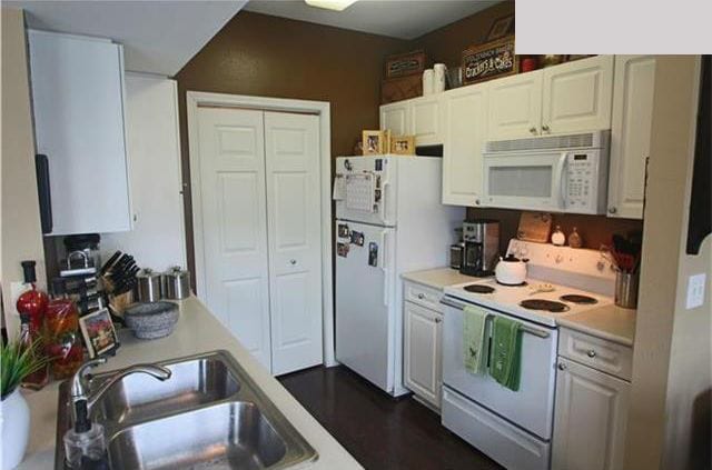 Building Photo - 11615 Tomahawk Creek Pkwy