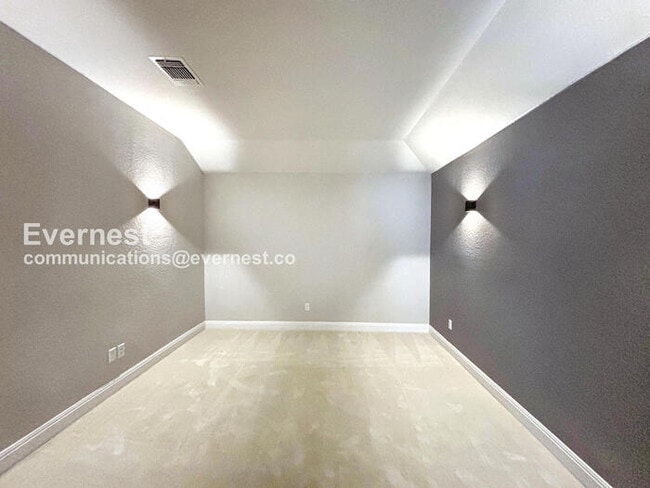 Building Photo - 416 Spoleto Dr