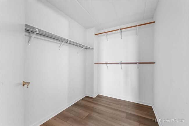 Building Photo - 1 Renaissance Pl