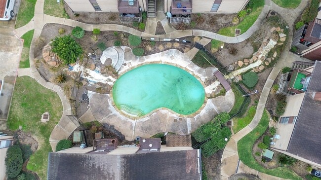 Building Photo - 12905 Woodforest Blvd