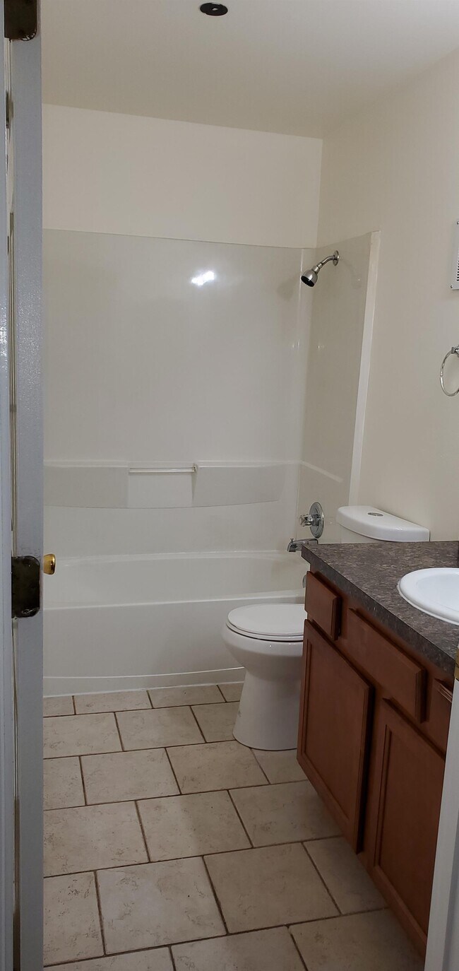 Building Photo - 7407 Hazelcrest Dr
