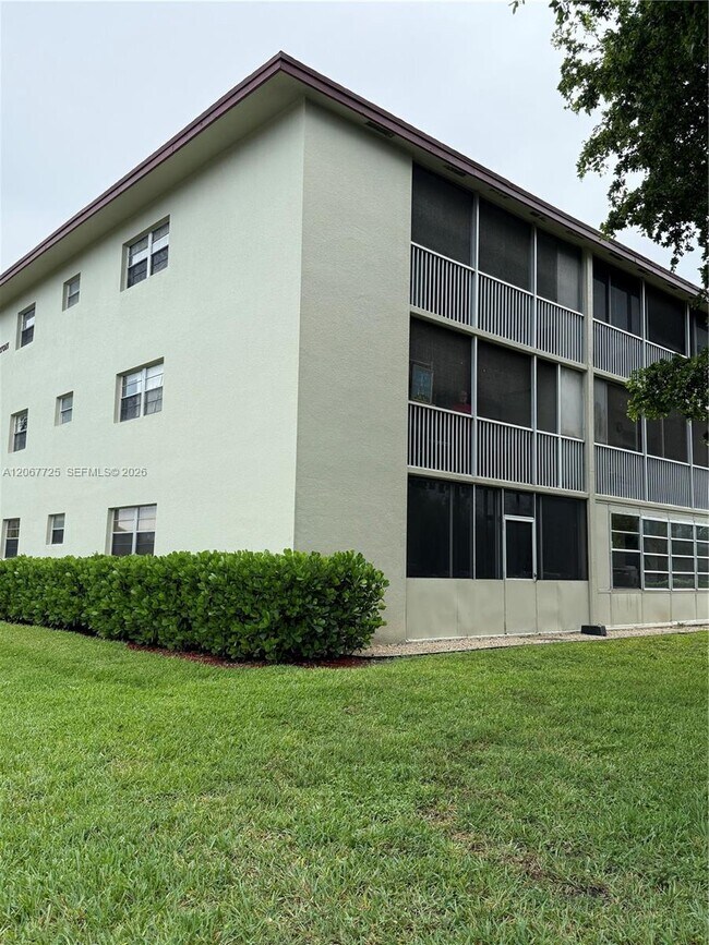 Building Photo - 150 SW 134th Way