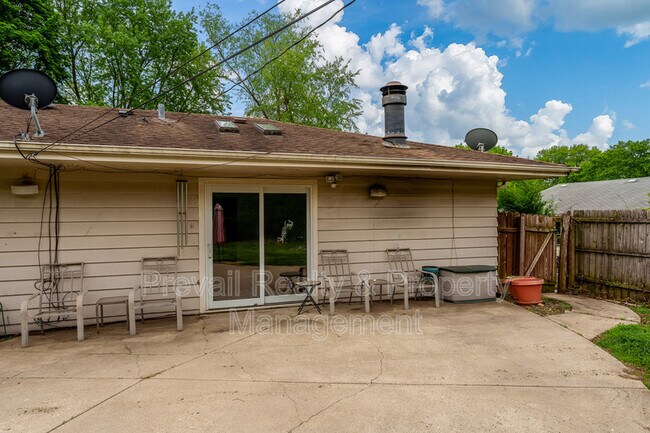 Building Photo - 5418 Tam O Shanter Dr
