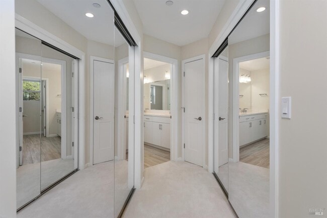 Building Photo - 4420 Lahinch Ln