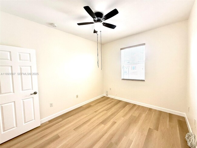 Building Photo - 9446 SW 170th Passage