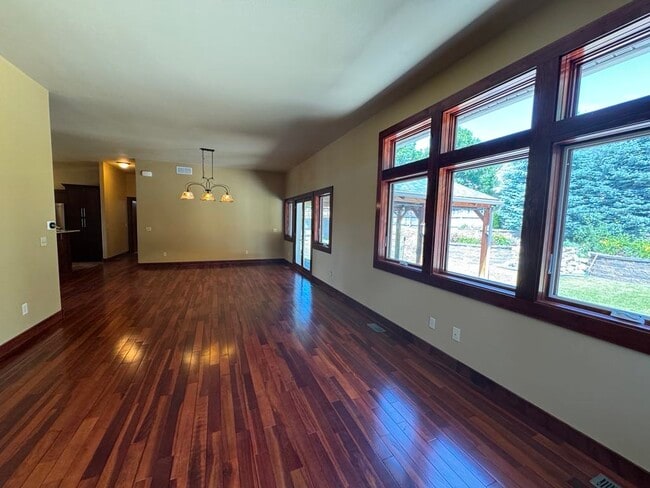 Building Photo - 4045 Audubon Way