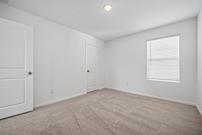 Building Photo - 24657 Monarch Forest Dr