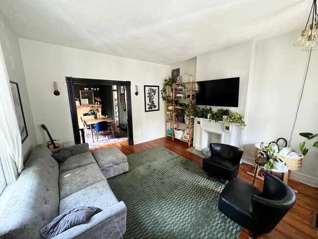 Building Photo - 1634 Otte Ave
