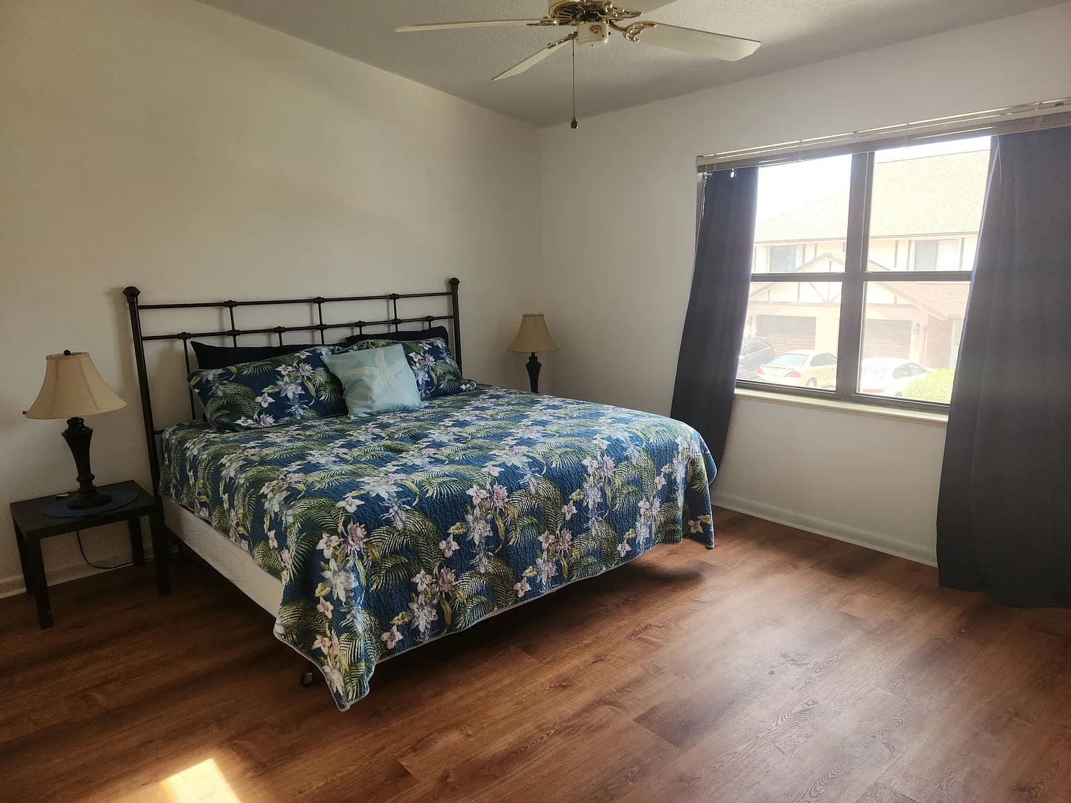 Building Photo - 2448 Carriage Ct