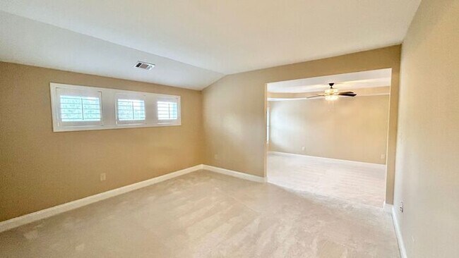 Building Photo - Stunning Cumming Executive Home, Hand Scraped Hardwoods, Custom Upgrades!