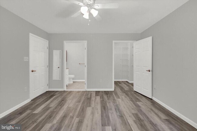 Building Photo - 2406 Ellsworth Way