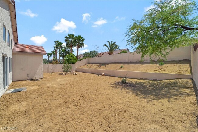 Building Photo - 1773 Clear River Falls Ln