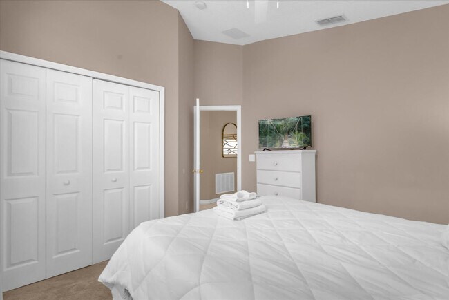 Building Photo - 153 Barefoot Beach Way