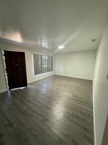 Building Photo - 13225 Domart Ave