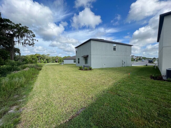 Building Photo - 12032 Miracle Mile Dr- Timber Creek
