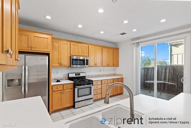 Building Photo - 3 br, 2.5 bath House - 815 Darcie Way, Mar...