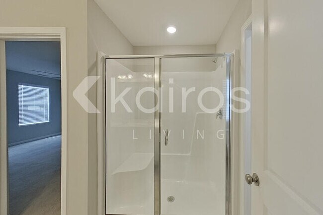 Building Photo - 5062 Cobalt Fls Bnd