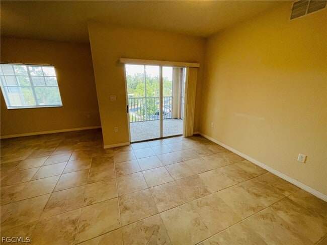 Building Photo - 13160 Bella Casa Cir