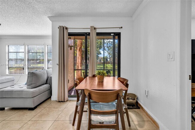 Building Photo - 15680 SW 106th Ln